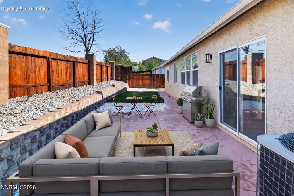 1096 Crown View Reno NV 89523