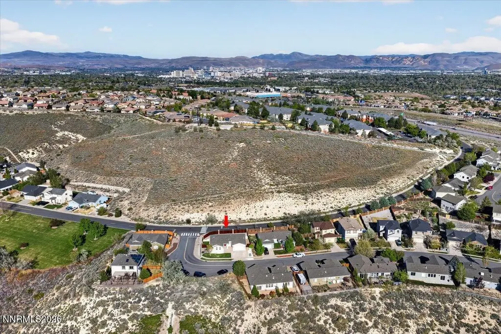 1096 Crown View Reno NV 89523