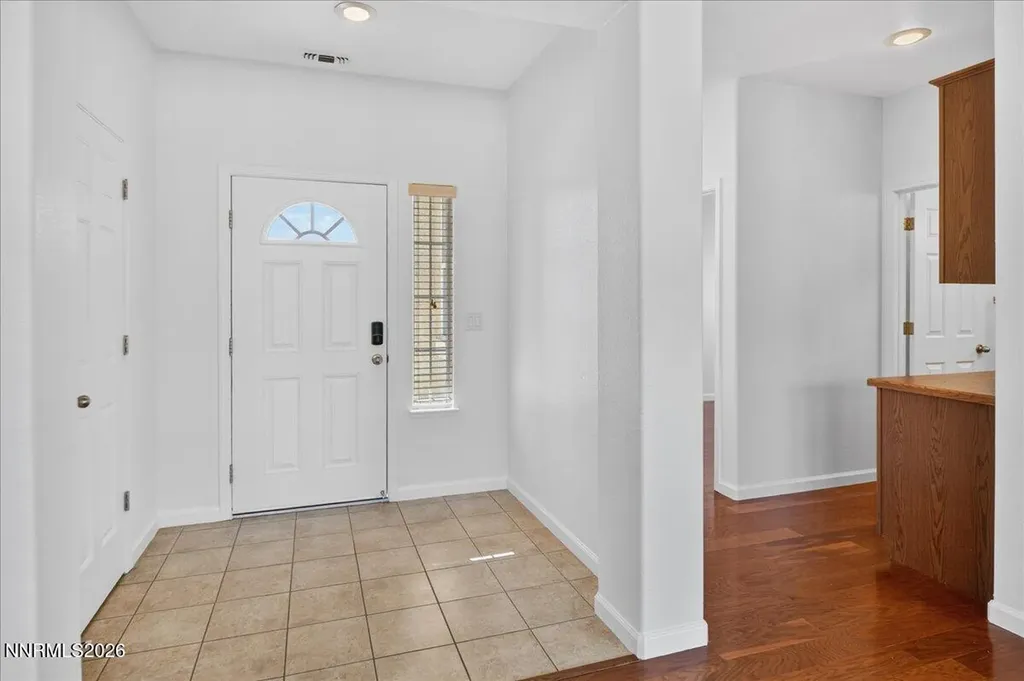 1096 Crown View Reno NV 89523