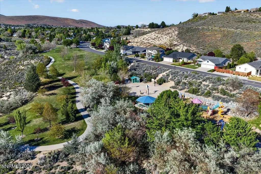 1096 Crown View Reno NV 89523