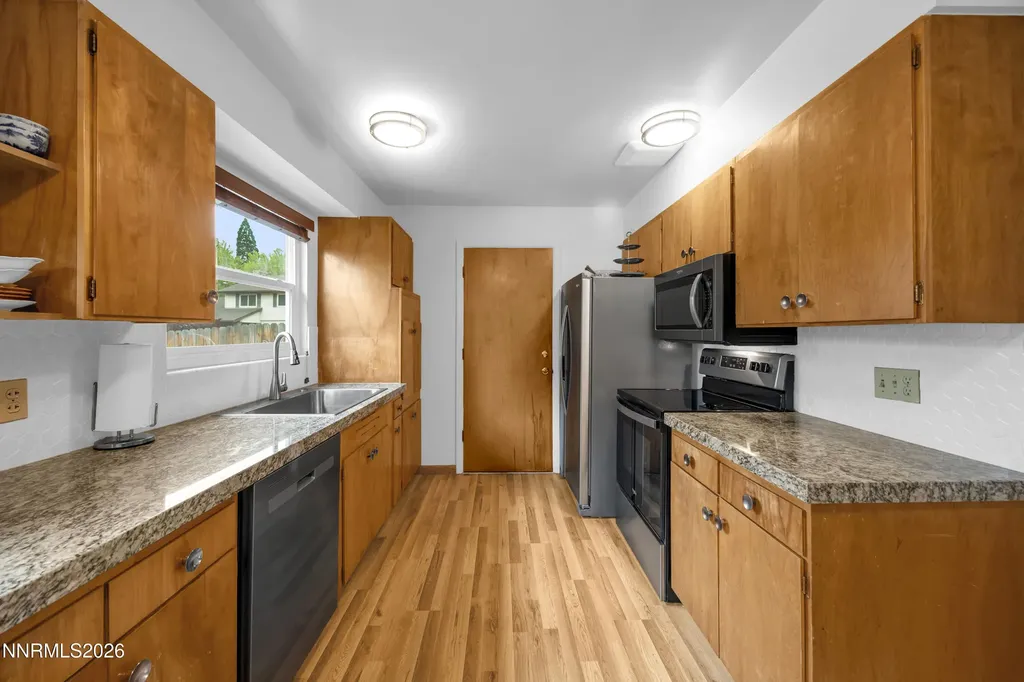 1208 Charles Reno NV 89509