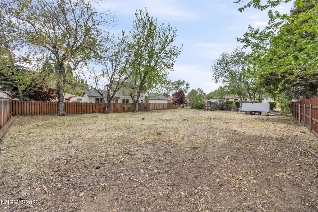 1208 Charles Reno NV 89509