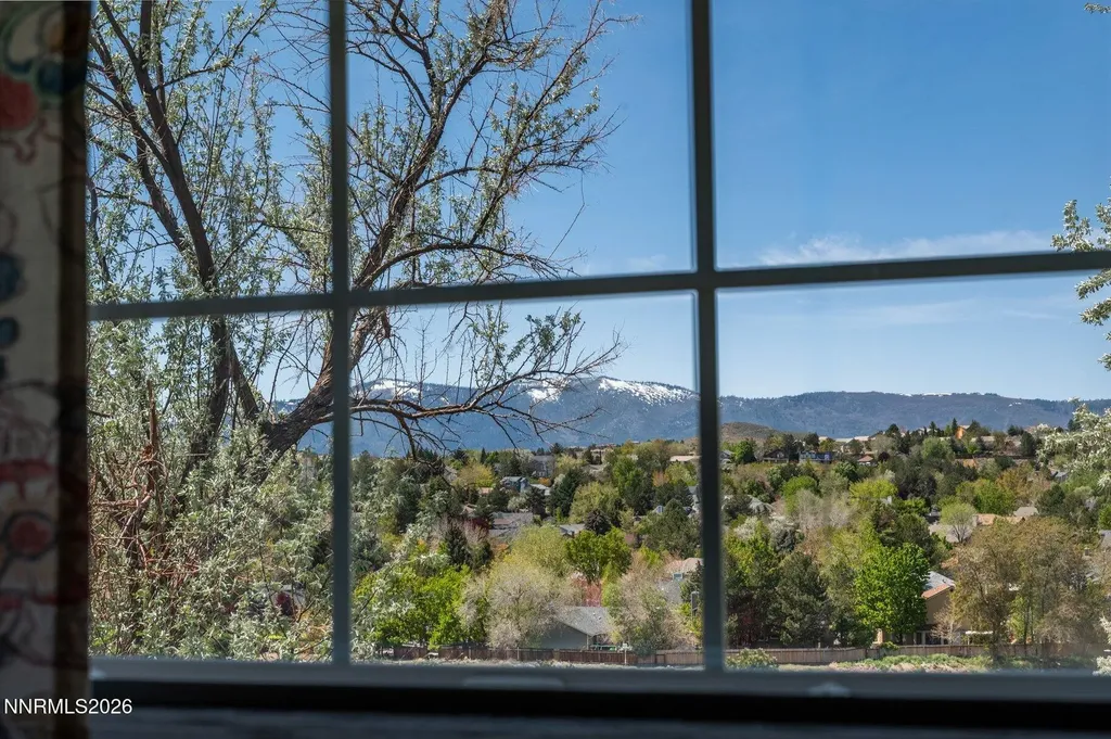 1903 Tuolumne Reno NV 89523