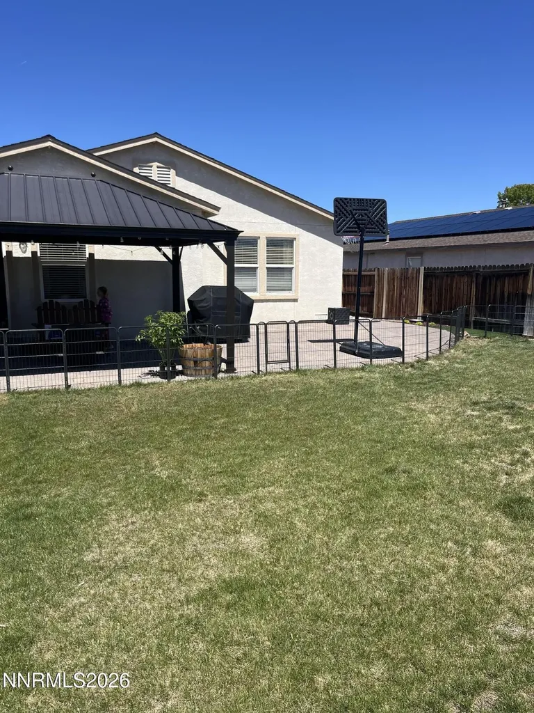 1277 Lullabrooke Sparks NV 89436