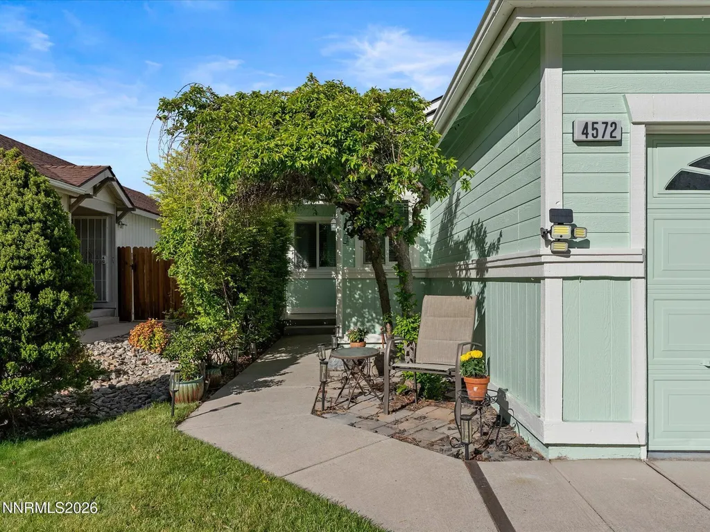 4572 Creekside Reno NV 89502