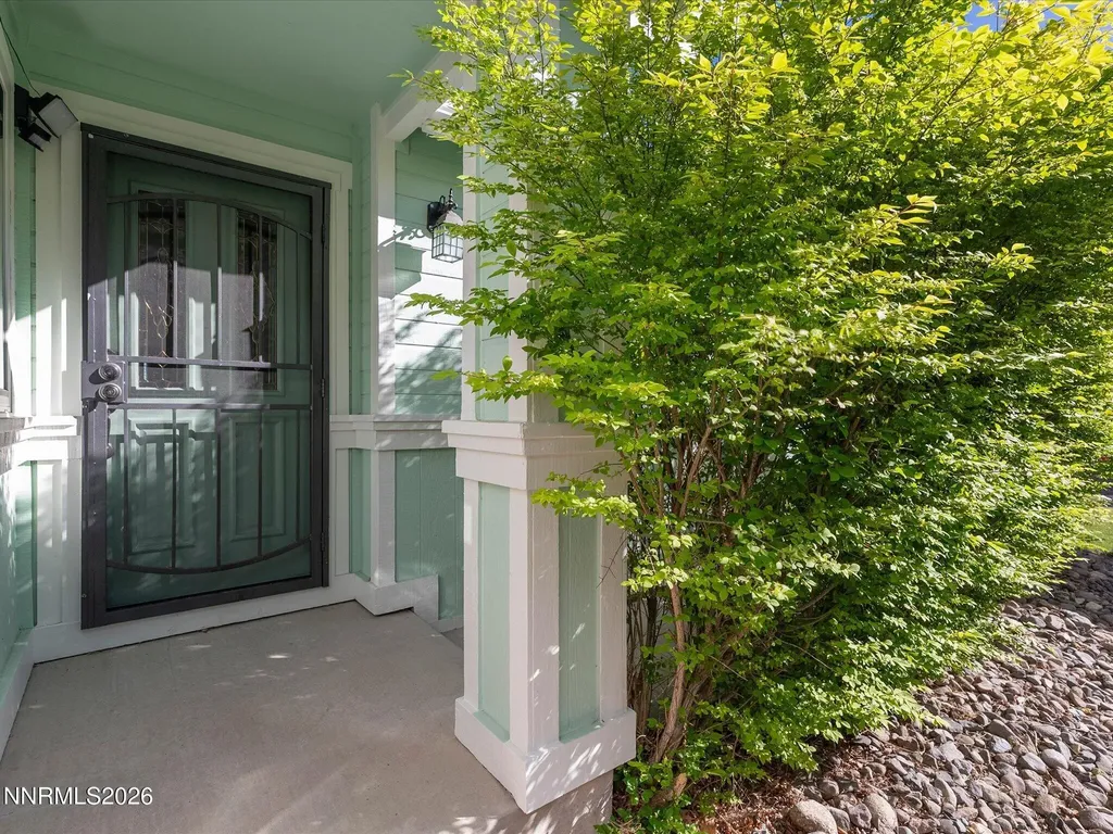 4572 Creekside Reno NV 89502