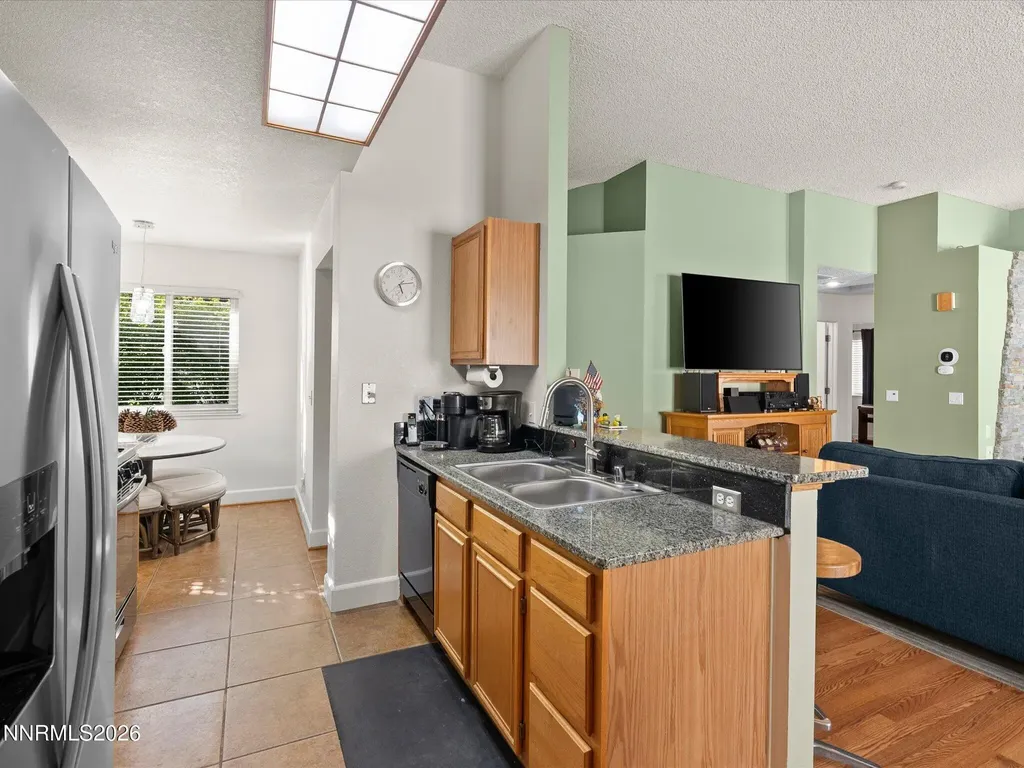 4572 Creekside Reno NV 89502