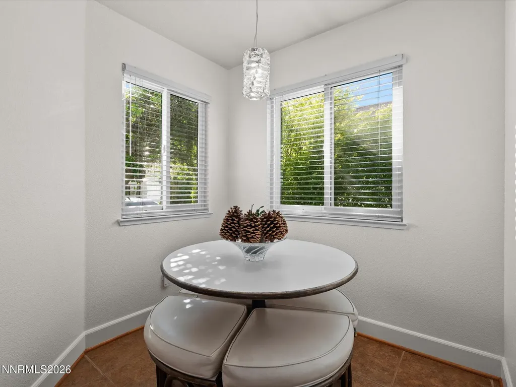4572 Creekside Reno NV 89502
