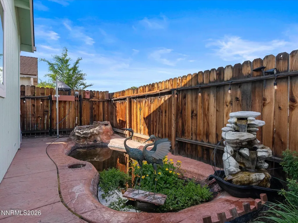4572 Creekside Reno NV 89502