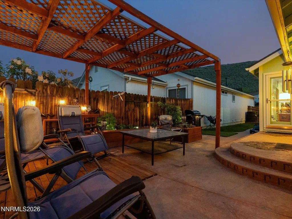 4572 Creekside Reno NV 89502