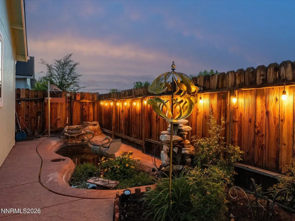 4572 Creekside Reno NV 89502