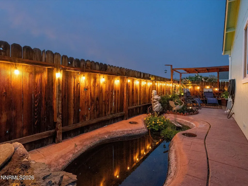 4572 Creekside Reno NV 89502