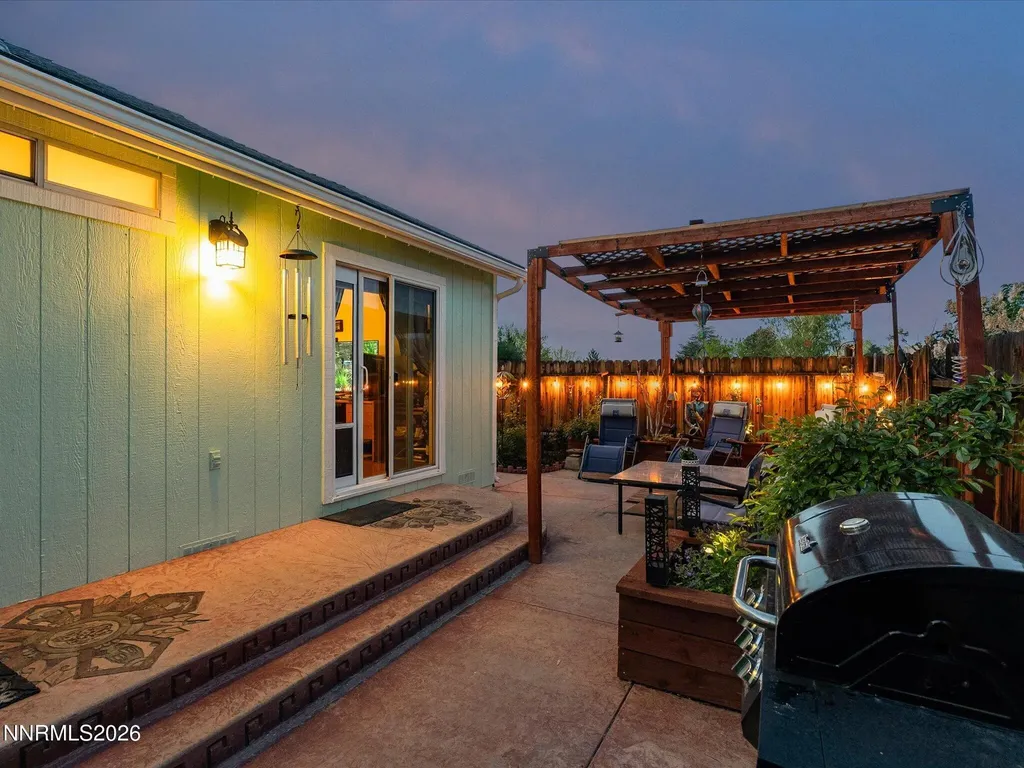 4572 Creekside Reno NV 89502
