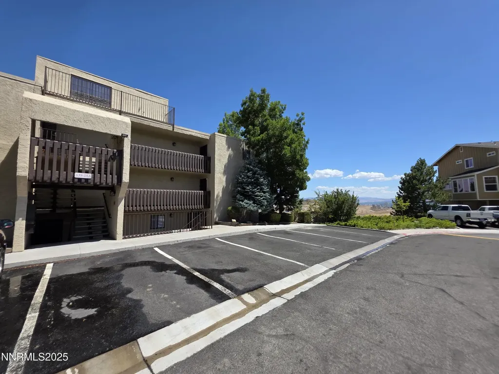 139 Vista Rafael Reno NV 89503