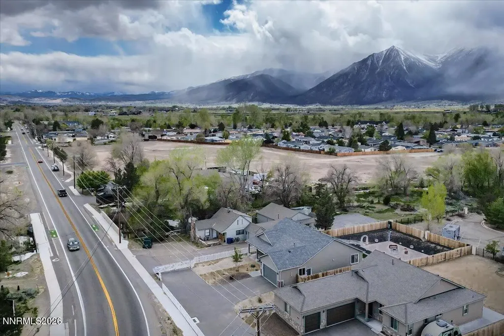1202 Gilman Gardnerville NV 89410
