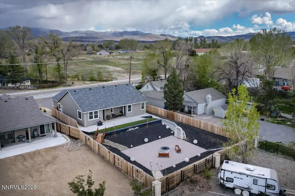 1202 Gilman Gardnerville NV 89410