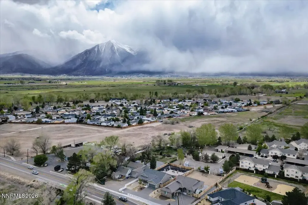 1202 Gilman Gardnerville NV 89410