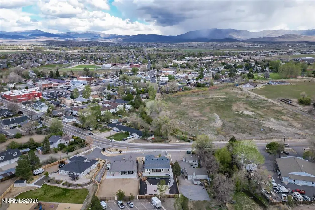 1202 Gilman Gardnerville NV 89410