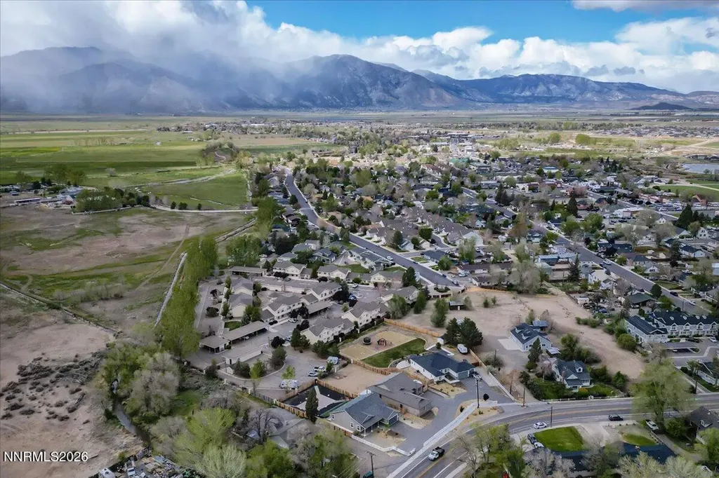 1202 Gilman Gardnerville NV 89410