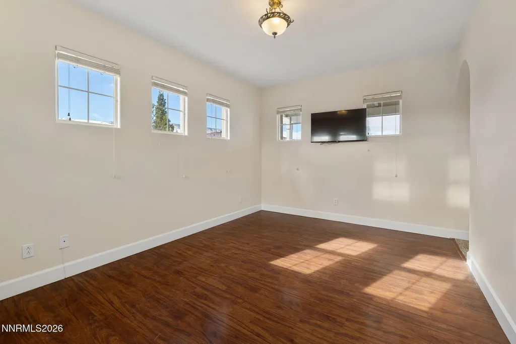 2983 Roundrock Reno NV 89511