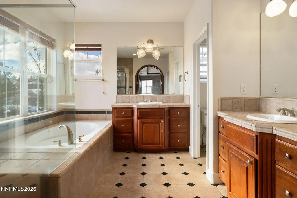 2983 Roundrock Reno NV 89511
