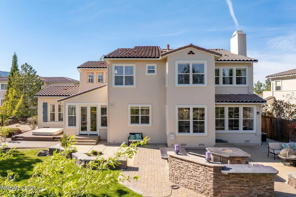 2983 Roundrock Reno NV 89511