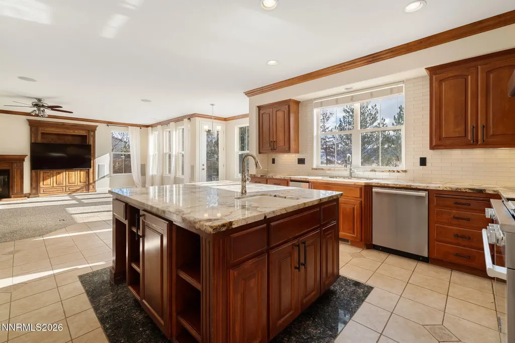 2983 Roundrock Reno NV 89511