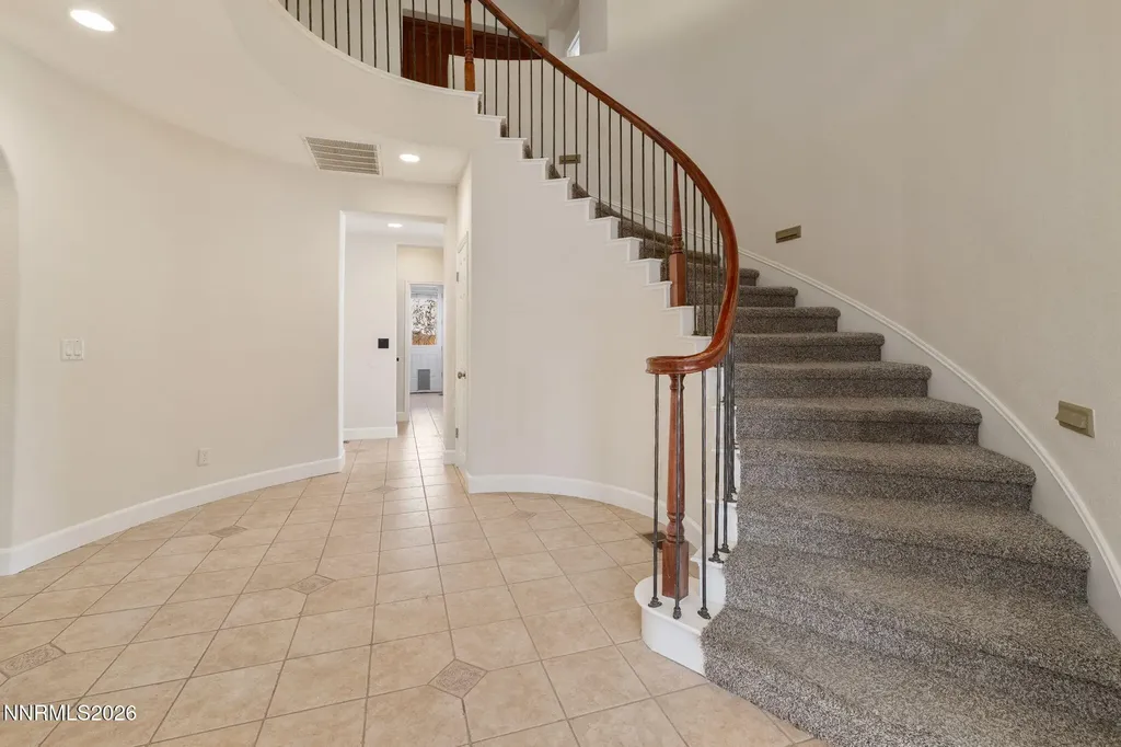 2983 Roundrock Reno NV 89511