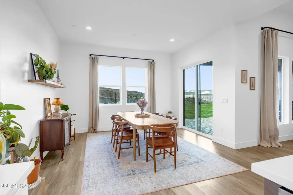 2183 Kinglet Spanish Springs NV 89441
