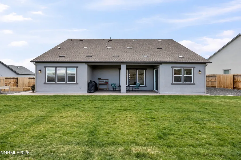 2183 Kinglet Spanish Springs NV 89441
