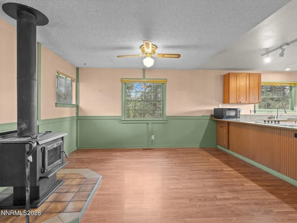 4301 Meadow Wood Carson City NV 89703