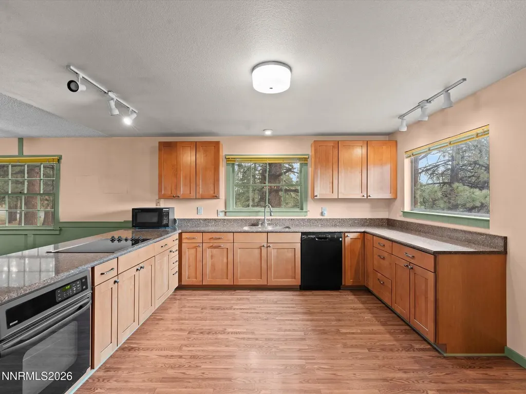 4301 Meadow Wood Carson City NV 89703