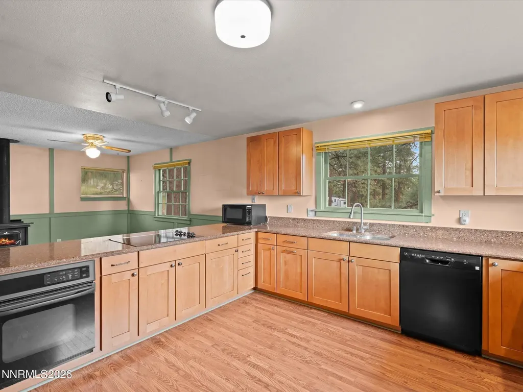 4301 Meadow Wood Carson City NV 89703