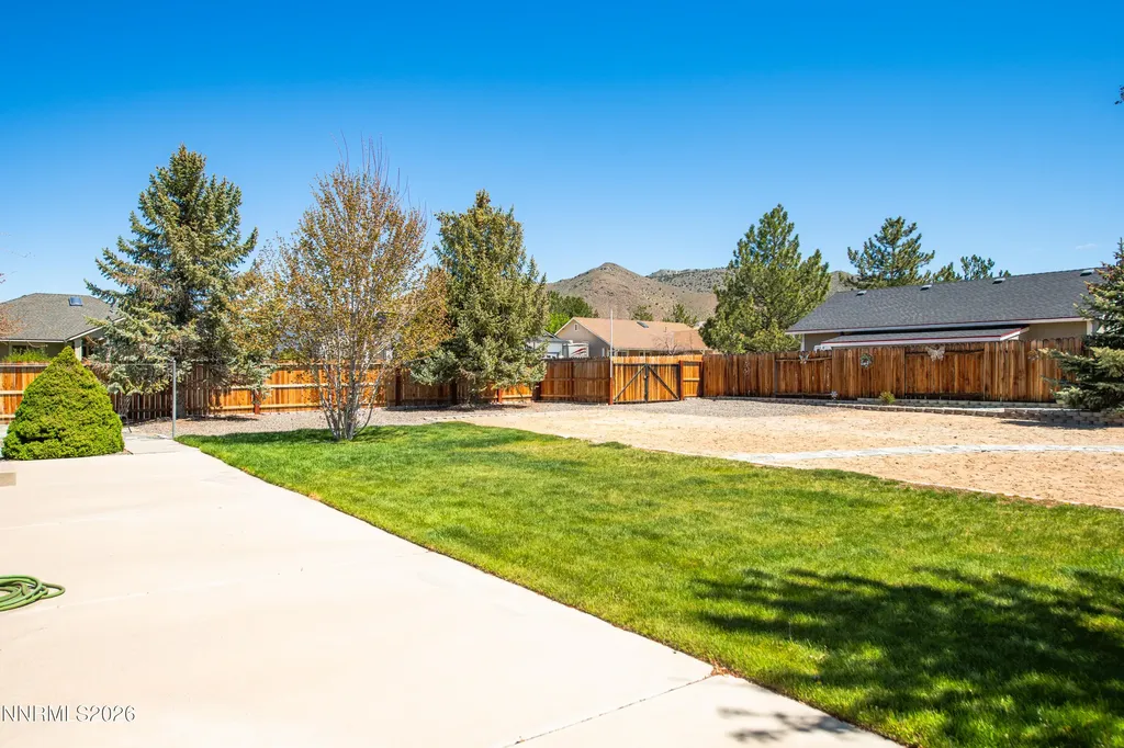2887 San Gabriel Minden NV 89423