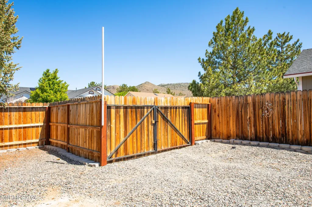 2887 San Gabriel Minden NV 89423