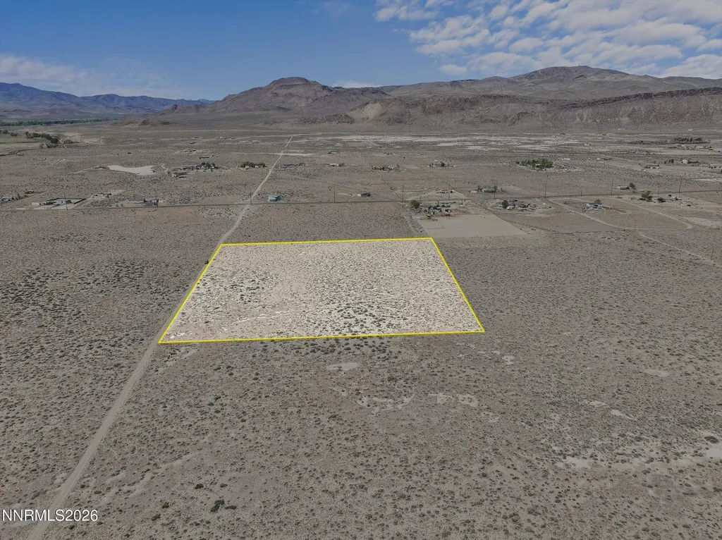 Apn 015-631-09 Silver Springs NV 89429