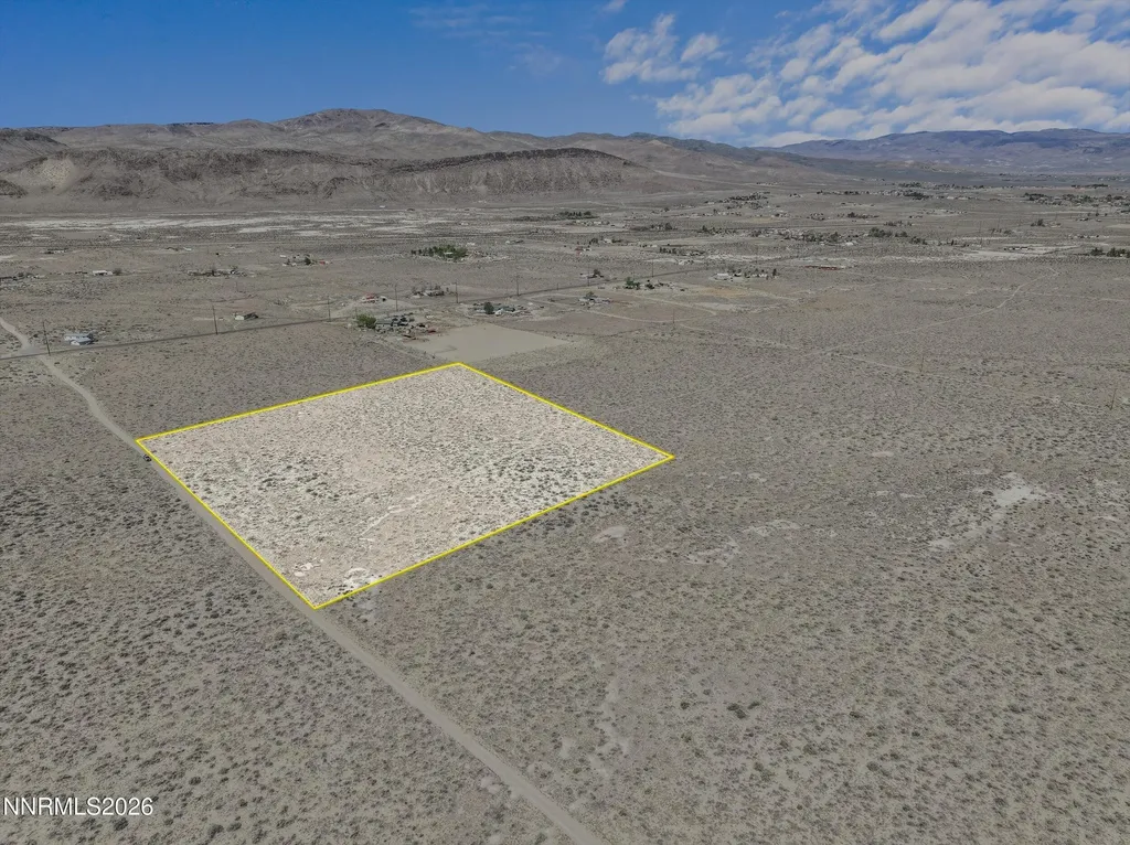 Apn 015-631-09 Silver Springs NV 89429