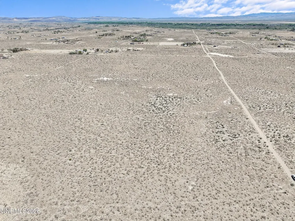 Apn 015-631-09 Silver Springs NV 89429
