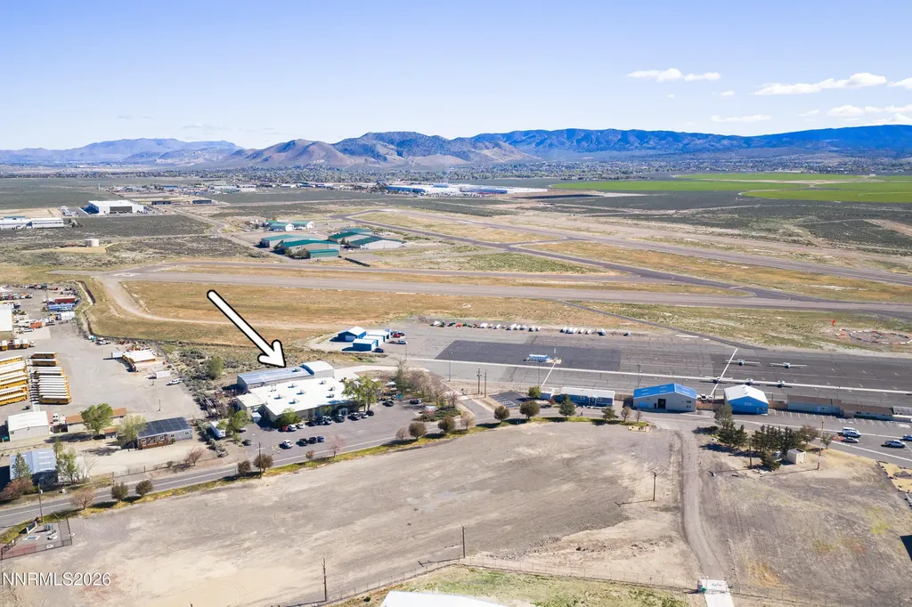 1132 B Airport Minden NV 89423