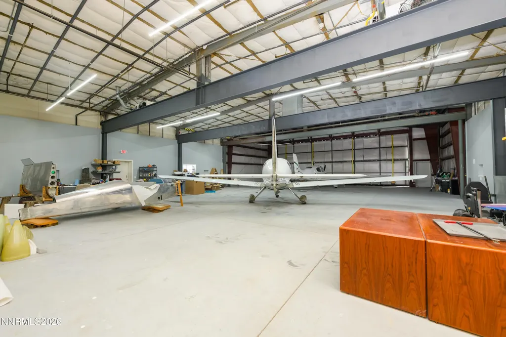 1132 B Airport Minden NV 89423
