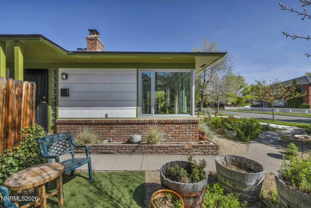 725 Gordon Reno NV 89509