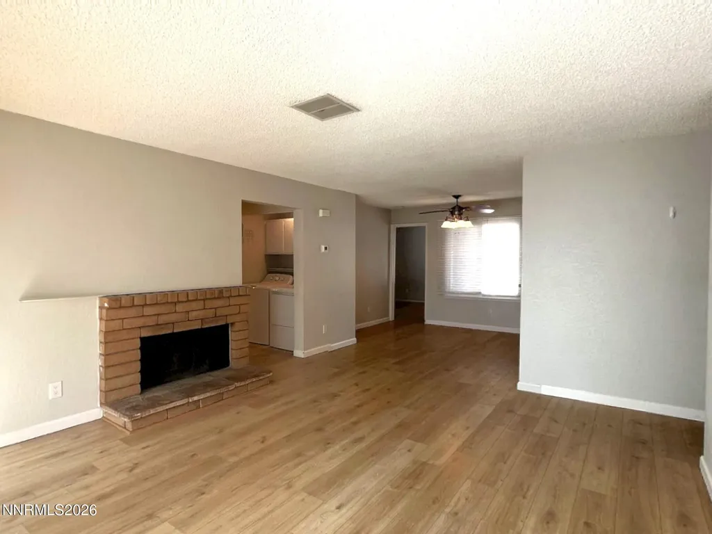 2124 Roundhouse Sparks NV 89431