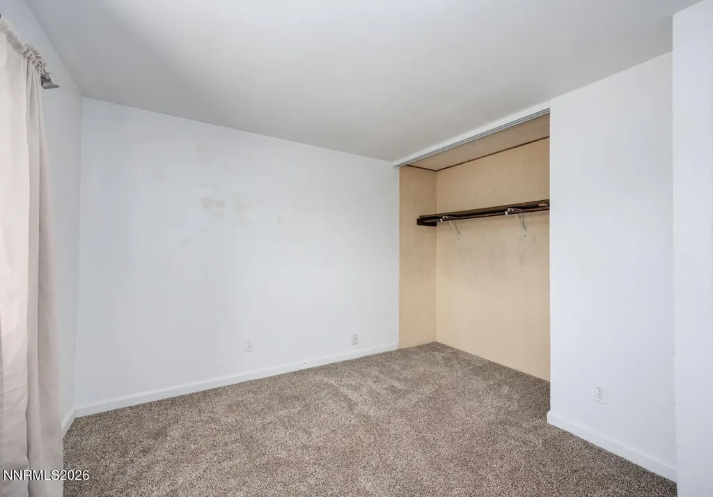 3837 Boyer Fallon NV 89406