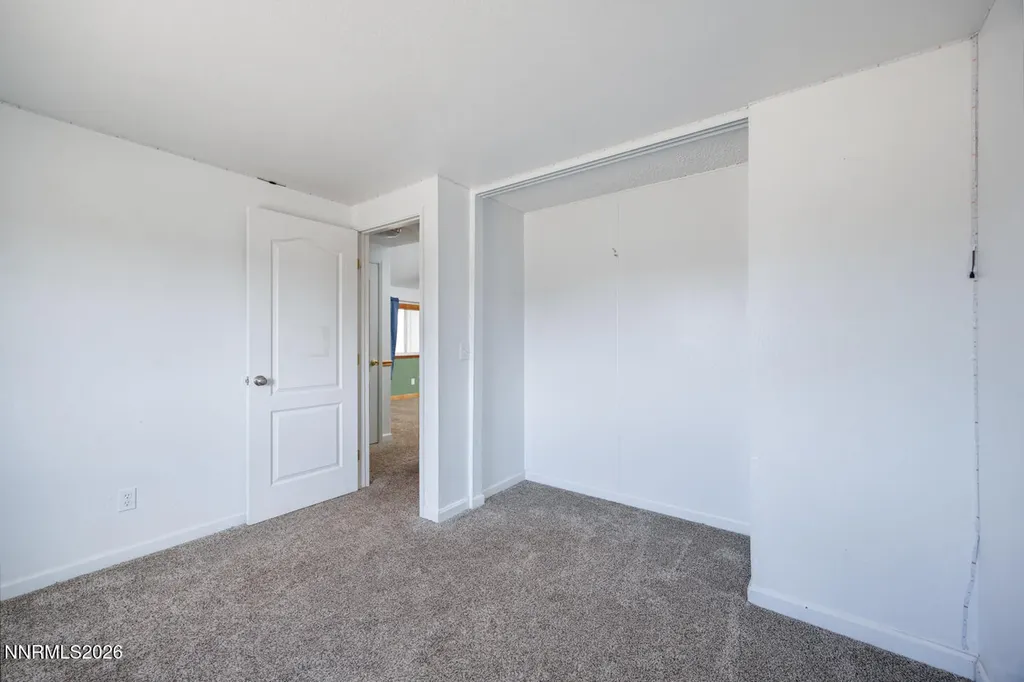 3837 Boyer Fallon NV 89406