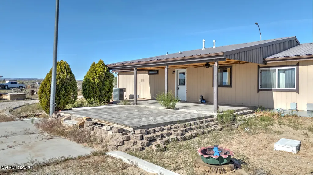 3837 Boyer Fallon NV 89406