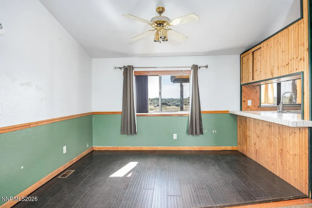 3837 Boyer Fallon NV 89406