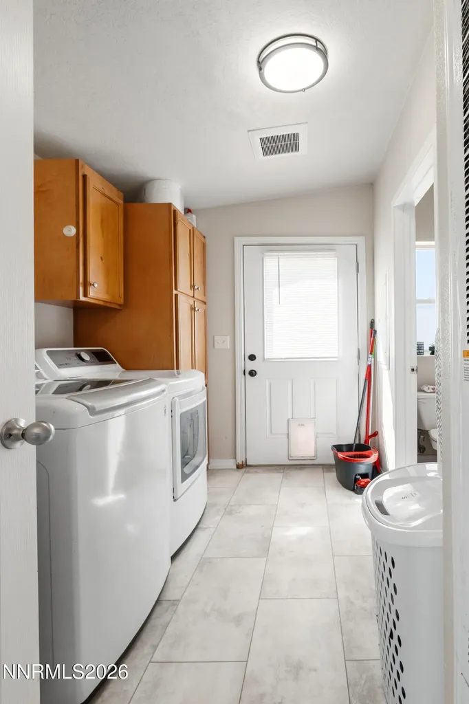 3320 Moon Winnemucca NV 89445