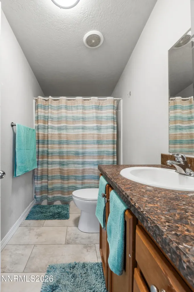 3320 Moon Winnemucca NV 89445