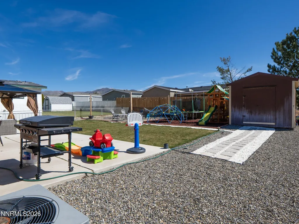 3320 Moon Winnemucca NV 89445