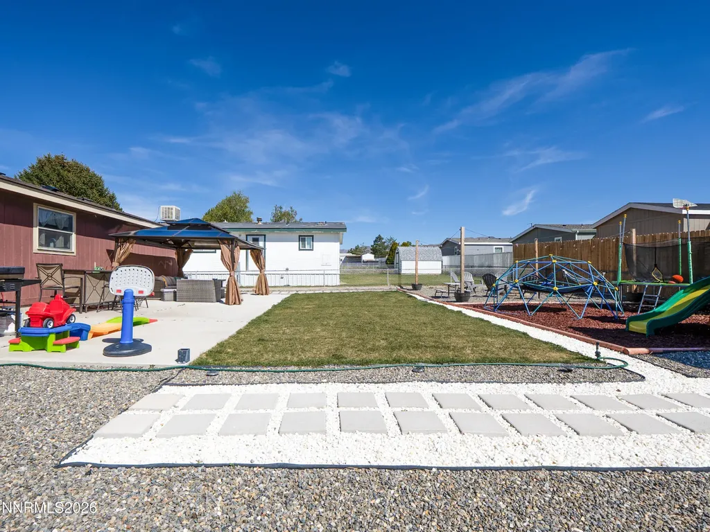 3320 Moon Winnemucca NV 89445